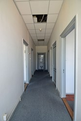 <p>Overzicht van de gang op de verdieping in de richting van de achtergevel. </p>
